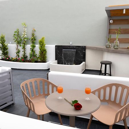 Deluxe Hotel Santorini 산토리니 객실 사진