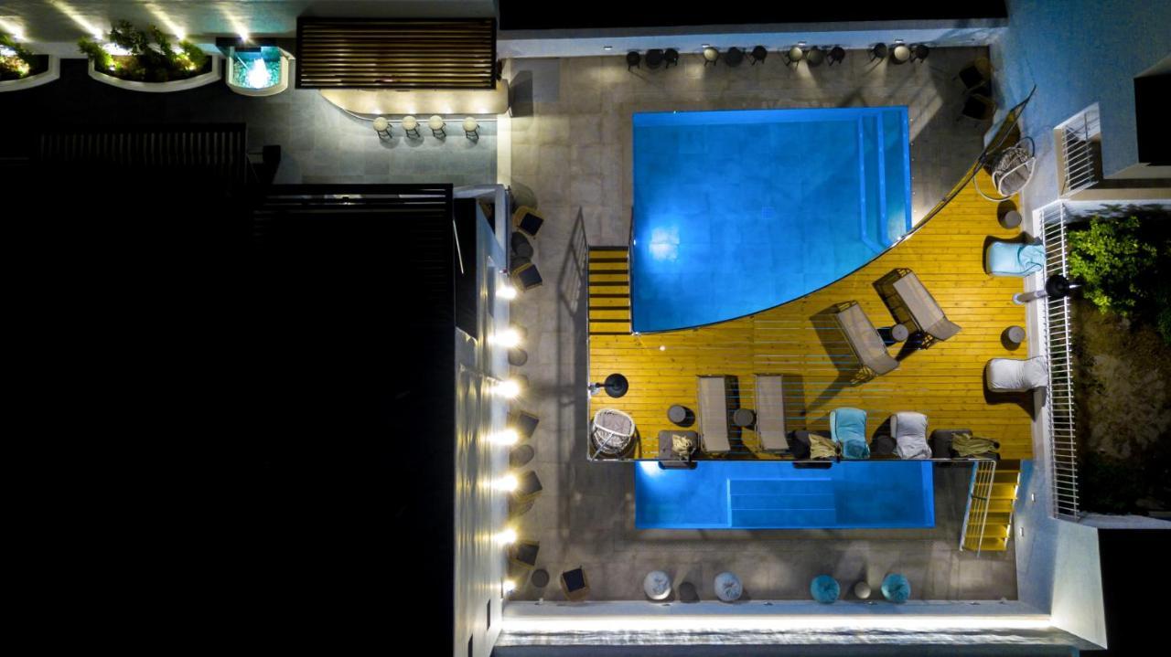 Deluxe Hotel Santorini 산토리니 외부 사진