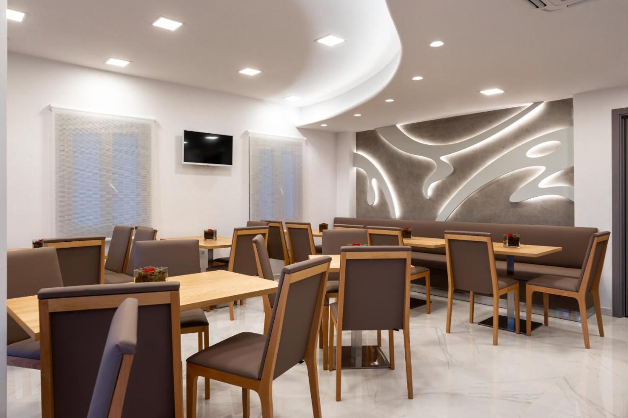 Deluxe Hotel Santorini 산토리니 외부 사진