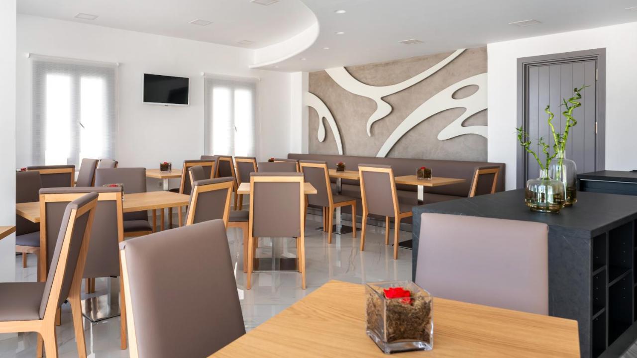 Deluxe Hotel Santorini 산토리니 외부 사진