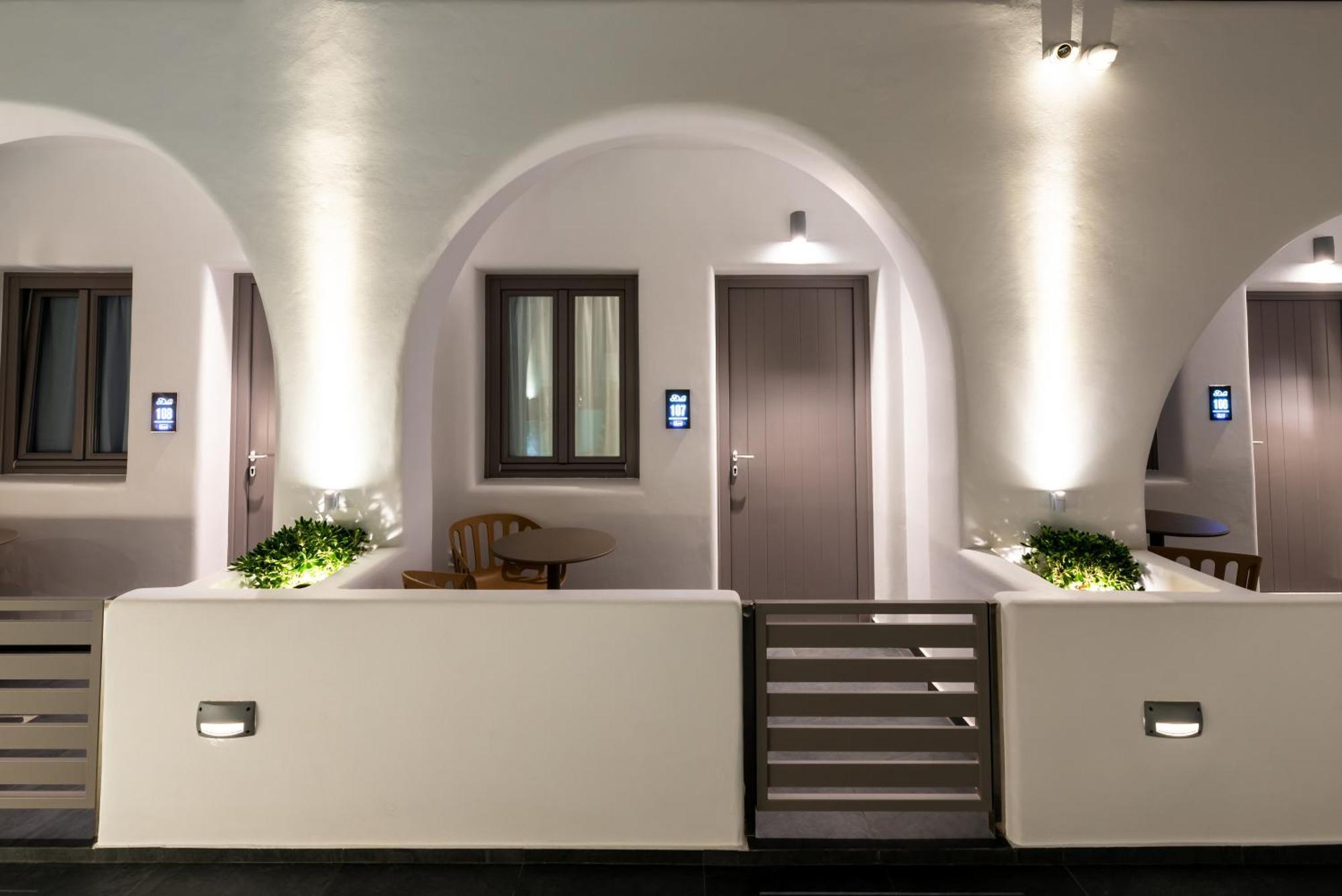 Deluxe Hotel Santorini 산토리니 객실 사진
