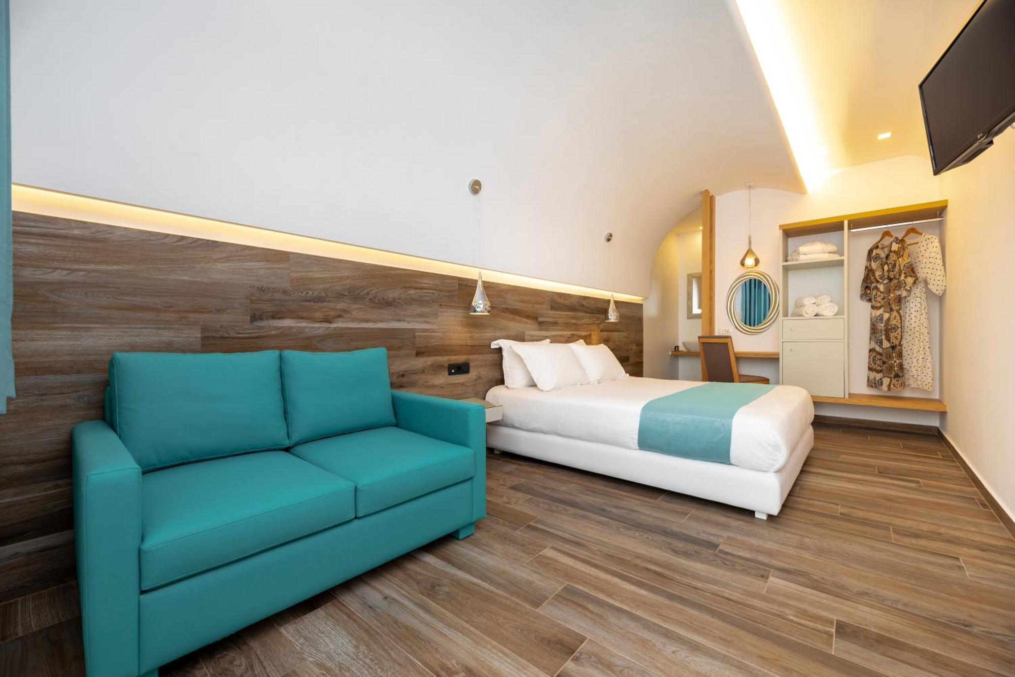 Deluxe Hotel Santorini 산토리니 객실 사진