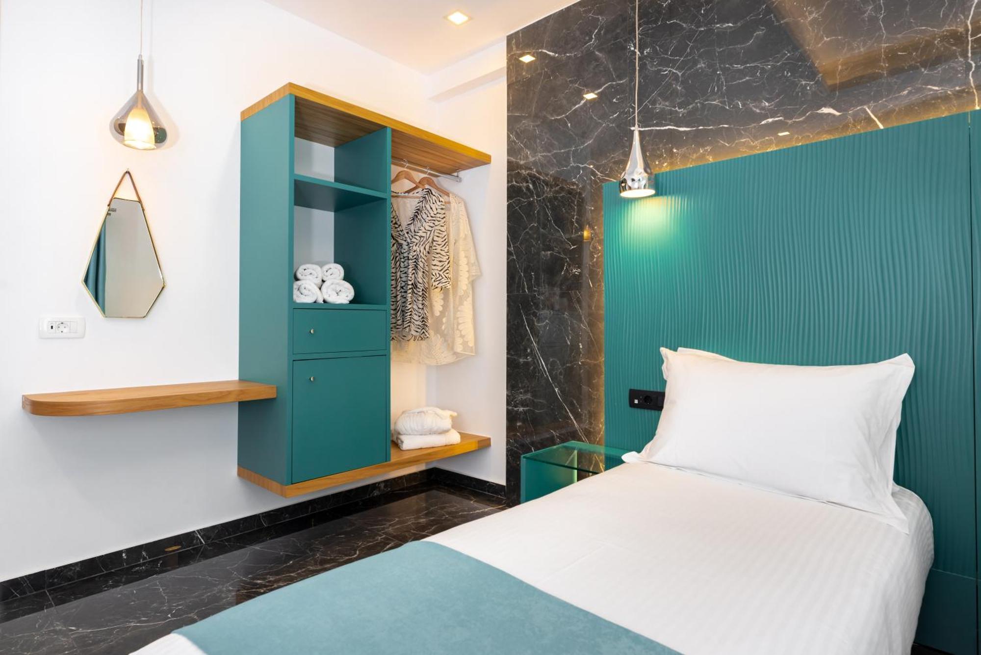 Deluxe Hotel Santorini 산토리니 객실 사진